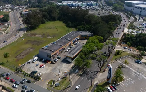 Conjunto Comercial / Sala para alugar, 75m² no Campina do Siqueira, Curitiba