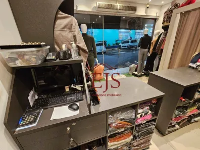 Loja / Salão / Ponto Comercial à venda, 12m² no Centro, Atibaia