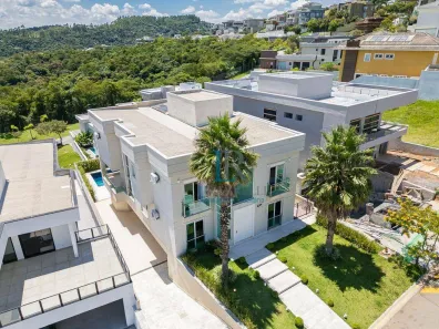 Casa de Condomínio com 4 Quartos para venda ou aluguel, 554m² no Alphaville, Santana de Parnaíba