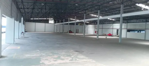 Galpão / Depósito / Armazém para alugar, 2700m² no Japiim, Manaus