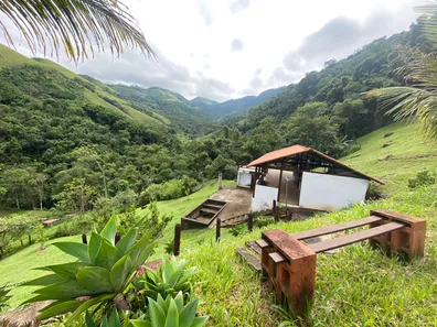 Fazenda / Sítio / Chácara à venda, 435600m² no Cabral, Resende