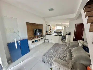Sobrado com 2 Quartos à venda, 74m² no Bananeiras (Iguabinha), Araruama
