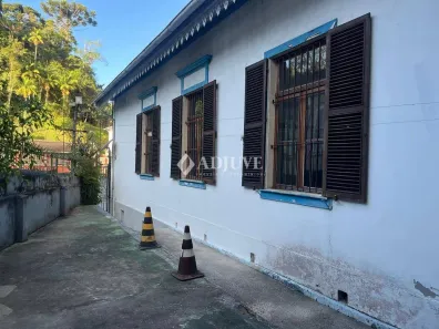 Casa Comercial com 4 Quartos para alugar, 168m² no Centro, Petrópolis