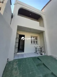 Casa com 3 Quartos para alugar, 170m² no José Bonifácio, Fortaleza