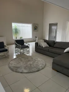 Sobrado com 5 Quartos para venda ou aluguel, 350m² no Jardim Acapulco, Guarujá