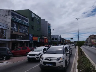 Loja / Salão / Ponto Comercial para alugar, 80m² no Centro, Rio das Ostras