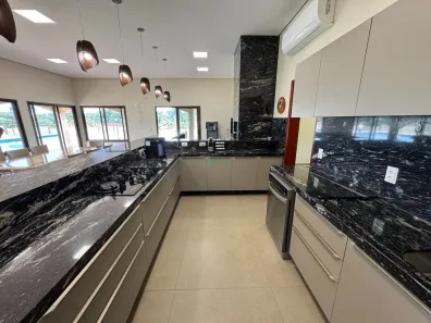 Fazenda / Sítio / Chácara com 3 Quartos à venda, 225m² no Recanto dos Pinheiros, Cambé