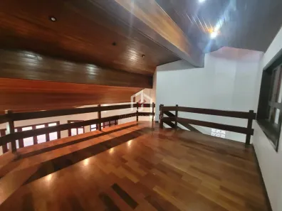 Casa de Condomínio com 4 Quartos para venda ou aluguel, 550m² no Nossa Senhora do Perpétuo Socorro, Pindamonhangaba