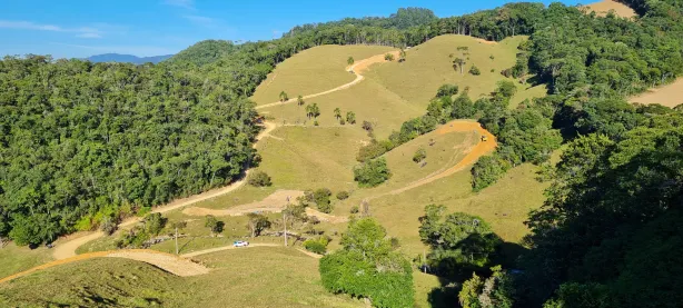 Fazenda / Sítio / Chácara à venda, 20000m² no Centro, Águas Mornas