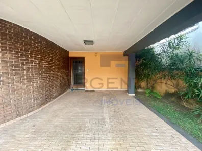 Casa Comercial para venda ou aluguel, 220m² no Parque Monte Líbano, Mogi das Cruzes