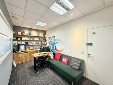 Conjunto Comercial / Sala para alugar, 134m² no Vila Cordeiro, São Paulo