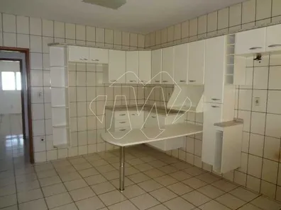 Sobrado com 2 Quartos à venda, 90m² no Vila Suconasa, Araraquara