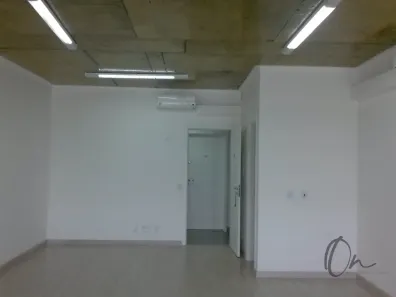 Conjunto Comercial / Sala para alugar, 41m² no Jardim Lambreta, Cotia