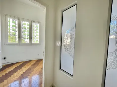 Loja / Salão / Ponto Comercial com 3 Quartos à venda, 71m² no Centro, Santa Maria