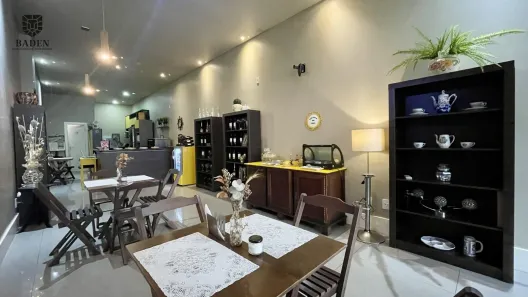 Loja / Salão / Ponto Comercial com 1 Quarto à venda, 70m² no Pioneiros, Balneário Camboriú