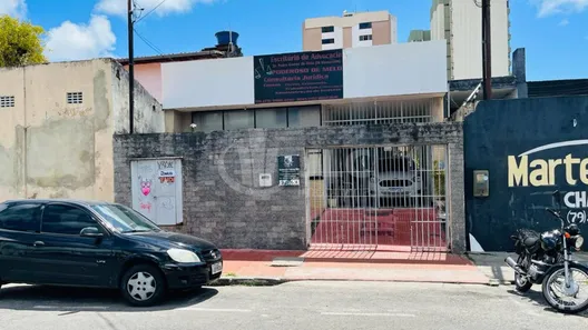 Casa com 5 Quartos à venda, 260m² no São José, Aracaju