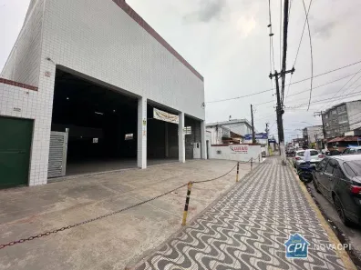 Galpão / Depósito / Armazém para alugar, 750m² no Parque São Vicente, São Vicente