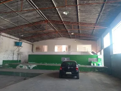 Galpão / Depósito / Armazém à venda, 1350m² no Bortolan, Poços de Caldas