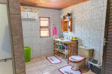 Fazenda / Sítio / Chácara com 4 Quartos à venda, 150m² no , Tijucas do Sul