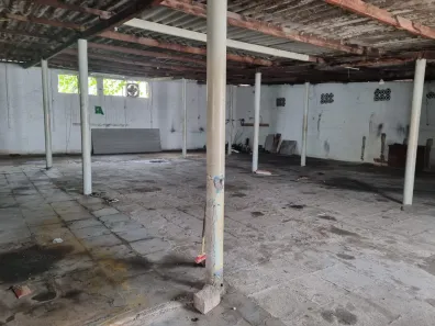 Galpão / Depósito / Armazém para alugar, 200m² no Gradim, São Gonçalo