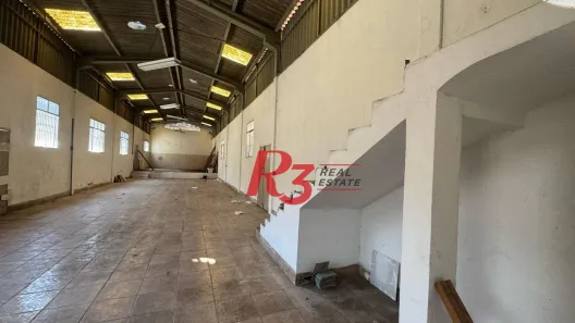Galpão / Depósito / Armazém para alugar, 347m² no Parque Bitaru, São Vicente