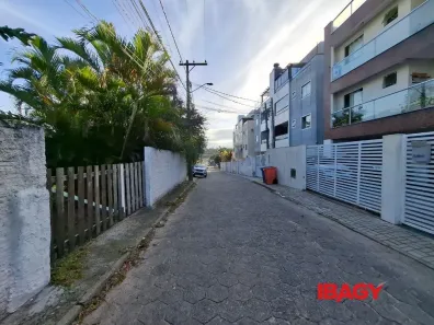 Apartamento com 2 Quartos para alugar, 67m² no Ingleses do Rio Vermelho, Florianópolis