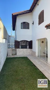 Fazenda / Sítio / Chácara com 5 Quartos à venda, 400m² no Alpes Do Sarapu, Salto de Pirapora