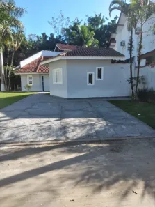 Sobrado com 4 Quartos para alugar, 350m² no Riviera, Bertioga