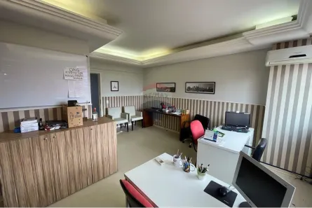 Conjunto Comercial / Sala à venda, 83m² no Asa Sul, Brasília