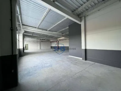 Galpão / Depósito / Armazém para alugar, 239m² no Do Salto, Blumenau