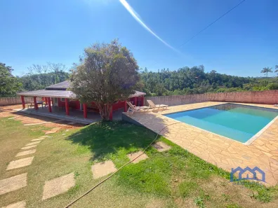 Fazenda / Sítio / Chácara com 4 Quartos à venda, 1200m² no , Mairinque