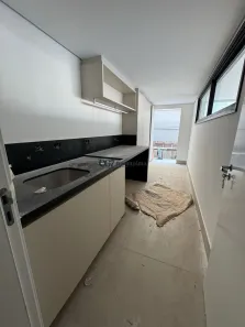 Sobrado com 4 Quartos para venda ou aluguel, 425m² no Tamboré, Santana de Parnaíba