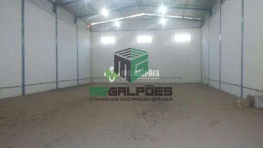 Galpão / Depósito / Armazém à venda, 360m² no Belo Vale, Santa Luzia