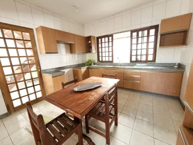 Casa com 5 Quartos à venda, 250m² no Janga, Paulista