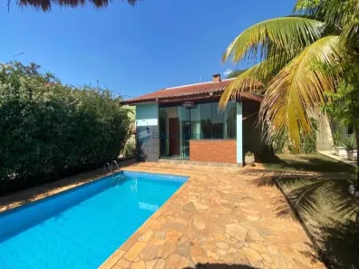 Fazenda / Sítio / Chácara com 3 Quartos para alugar, 263m² no Parque da Represa, Paulínia