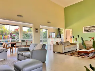 Casa de Condomínio com 4 Quartos à venda, 260m² no Park Way, Brasília