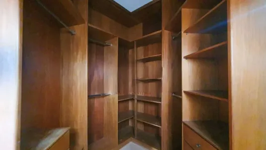 Sobrado com 3 Quartos à venda, 250m² no Vila Real, Hortolândia