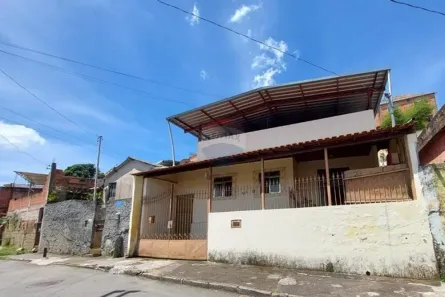 Casa com 2 Quartos à venda, 169m² no Ipiranga, Juiz de Fora