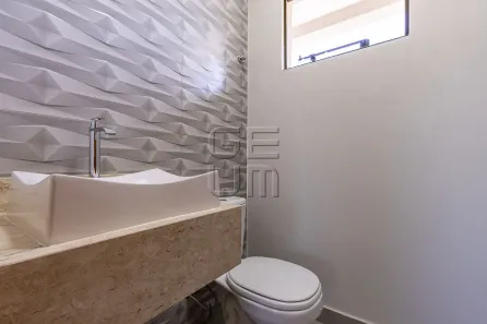 Sobrado com 3 Quartos à venda, 261m² no , Sertanópolis