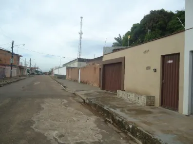 Casa com 3 Quartos para alugar, 200m² no Novo Horizonte, Marabá