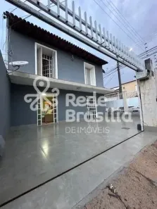 Sobrado com 4 Quartos à venda, 110m² no Guará II, Brasília