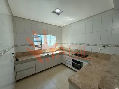 Casa com 3 Quartos para alugar, 180m² no Nova Carajás, Parauapebas