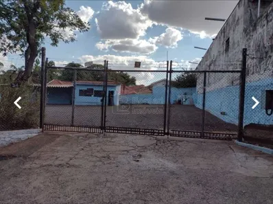 Loja / Salão / Ponto Comercial para alugar, 77m² no Jardim do Carmo, Araraquara