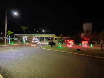 Casa de Condomínio com 3 Quartos à venda, 150m² no Jardim Decolores, Trindade