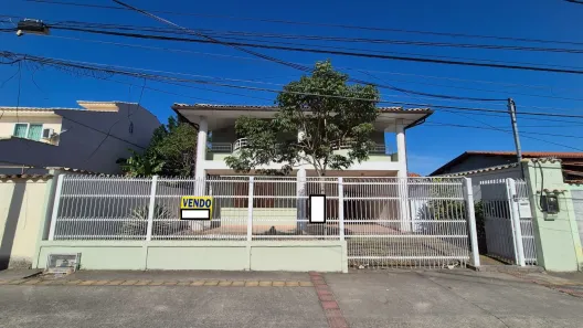 Casa com 5 Quartos à venda, 386m² no Itaipu, Niterói