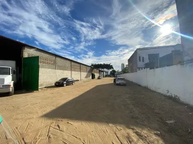 Galpão / Depósito / Armazém à venda, 1900m² no Parque Turf Club, Campos dos Goytacazes