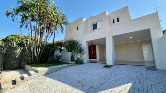 Sobrado com 4 Quartos para alugar, 492m² no Vila Estádio, Araçatuba
