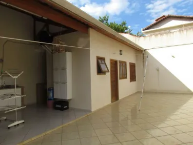 Casa com 3 Quartos à venda, 216m² no Jardim Paraíso, Itu