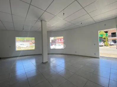 Loja / Salão / Ponto Comercial para alugar, 60m² no Velha Central, Blumenau