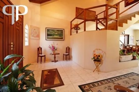 Fazenda / Sítio / Chácara com 4 Quartos à venda, 400m² no Parque das Nascentes, Pinhais